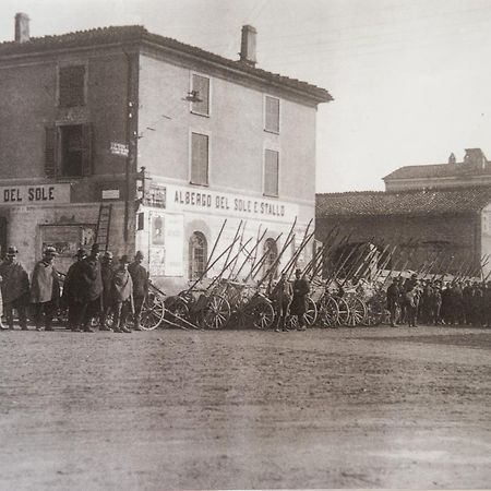 Albergo Trattoria Sole Бусето Екстериор снимка